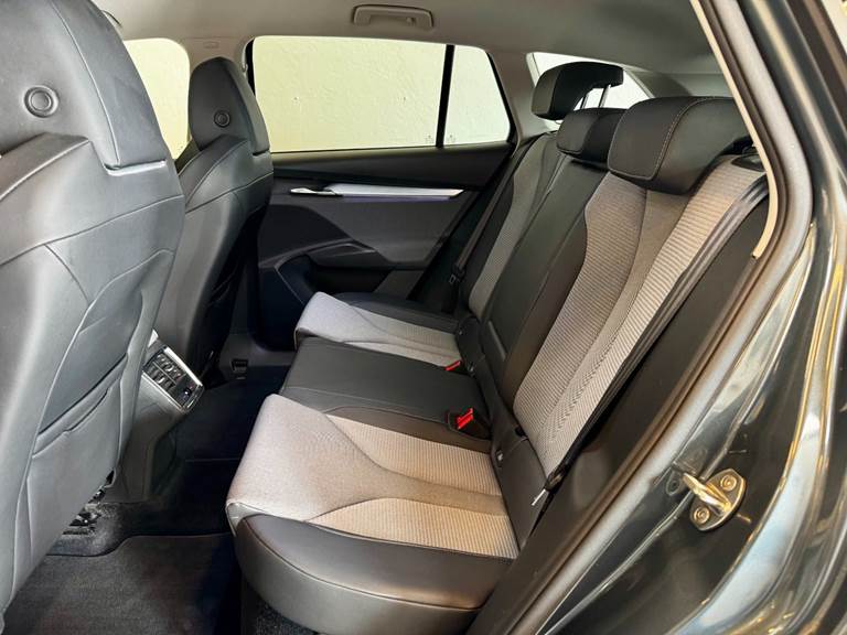 Skoda Enyaq 80 iV Plus Lounge