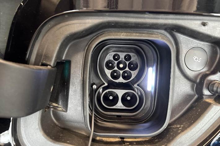 Sort Polestar 2 fra 2026