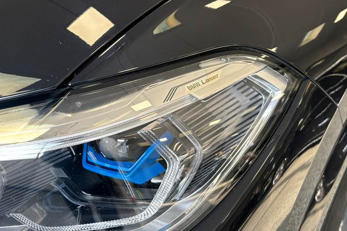 Sort BMW X5 fra 2022