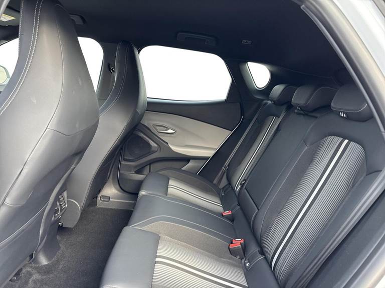 Ford Capri 77 Select Extended Range