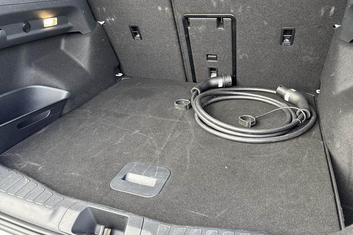 Hvid Ford Capri fra 2025