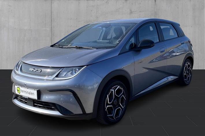 Grå BYD Dolphin fra 2024