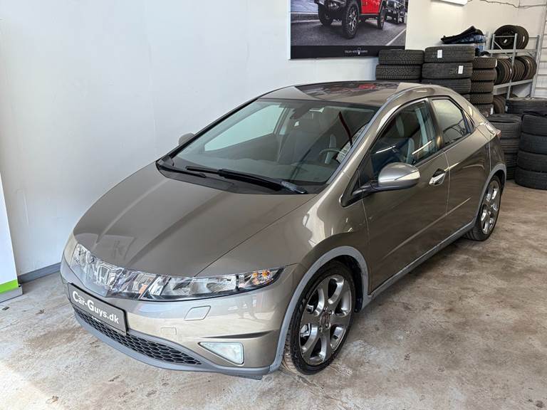Honda Civic 1,8 Sport