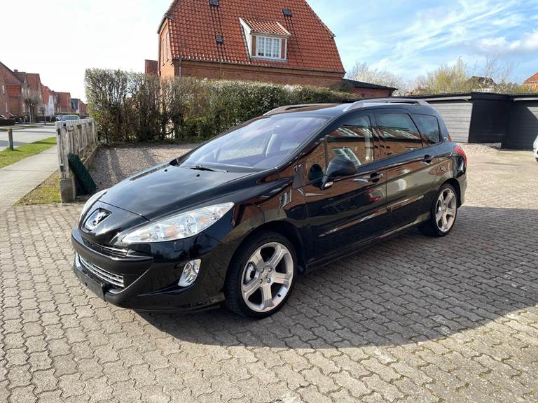 Peugeot 308 1,6 HDi 112 Sportium SW 7prs