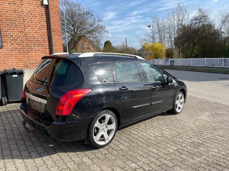 Peugeot 308 1,6 HDi 112 Sportium SW 7prs