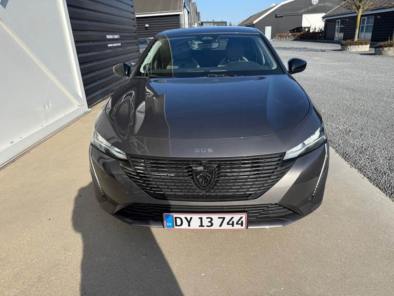 Peugeot 308 1,6 Hybrid First Selection+ EAT8