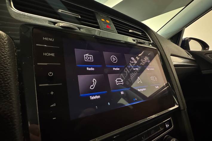 Blå VW e-Golf VII fra 2020