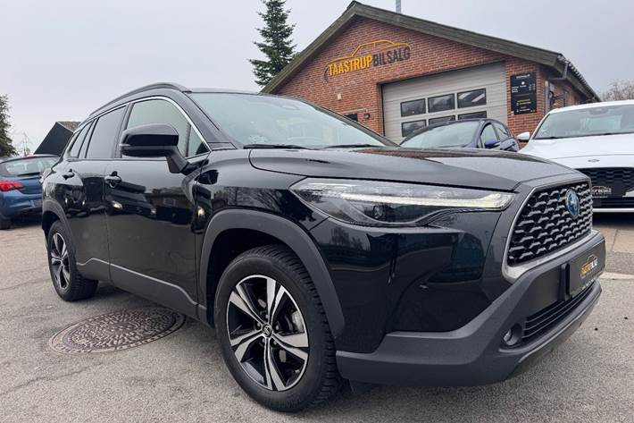 undefined Toyota Corolla Cross fra 2023 set udefra