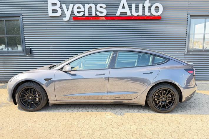 undefined Tesla Model 3 fra 2021