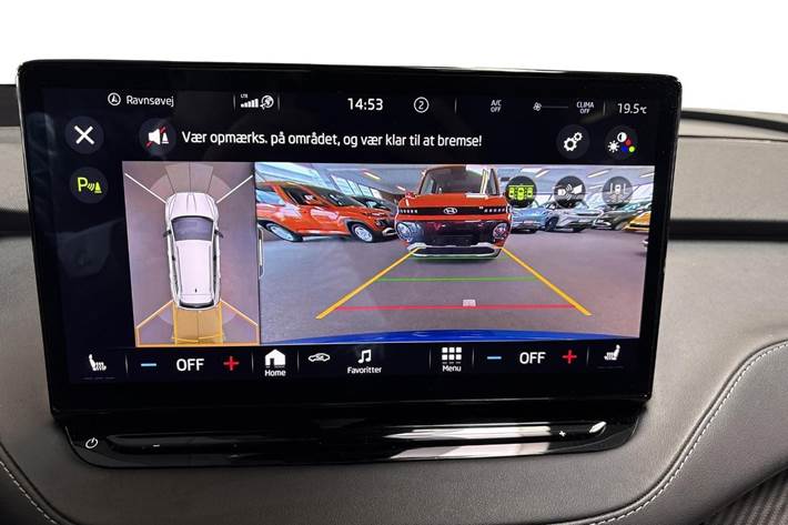 Blå Skoda Enyaq fra 2021