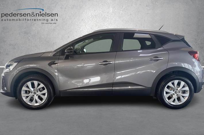 Grå Renault Captur fra 2021