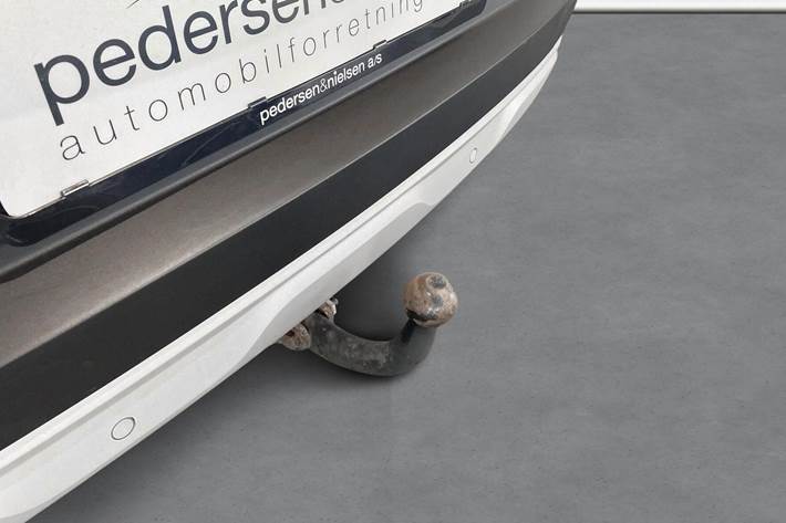 Grå Renault Captur fra 2021