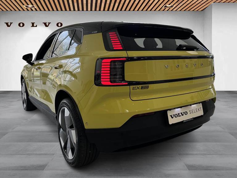 Volvo EX30 Single Motor Extended Range Ultra 272HK 5d Aut.