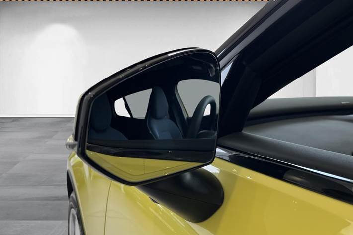 Gul Volvo EX30 fra 2024