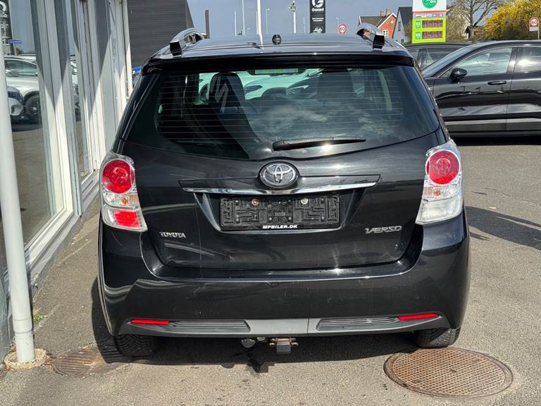 Toyota Verso 1,8 VVT-i T2 Limited