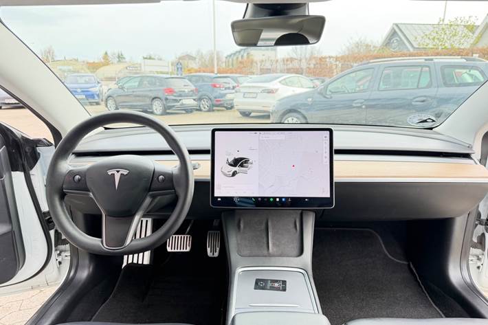 undefined Tesla Model 3 fra 2021
