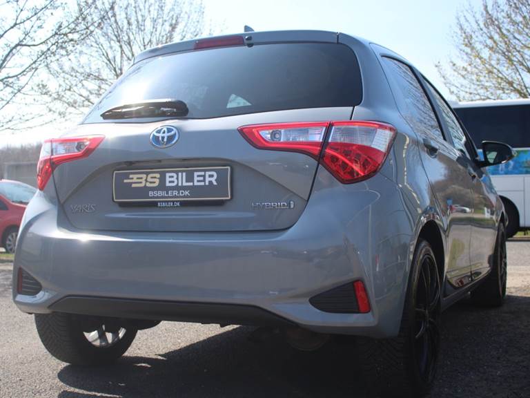 Toyota Yaris 1,5 Hybrid H3 Smart e-CVT