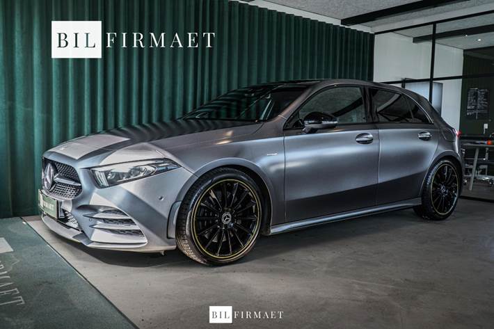Grå Mercedes A250 fra 2019