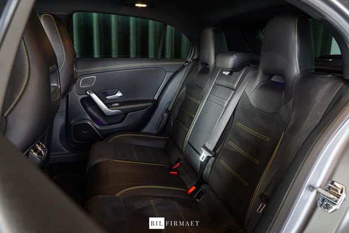 Grå Mercedes A250 fra 2019