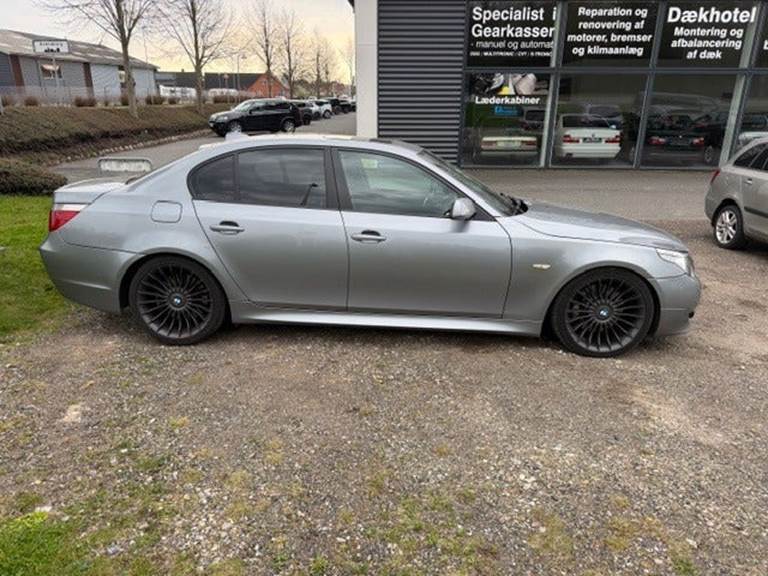 BMW 545i 4,4 aut.