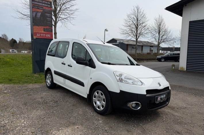 undefined Peugeot Partner fra 2014