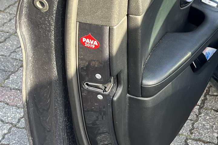 Grå Mercedes C-Klasse fra 2014