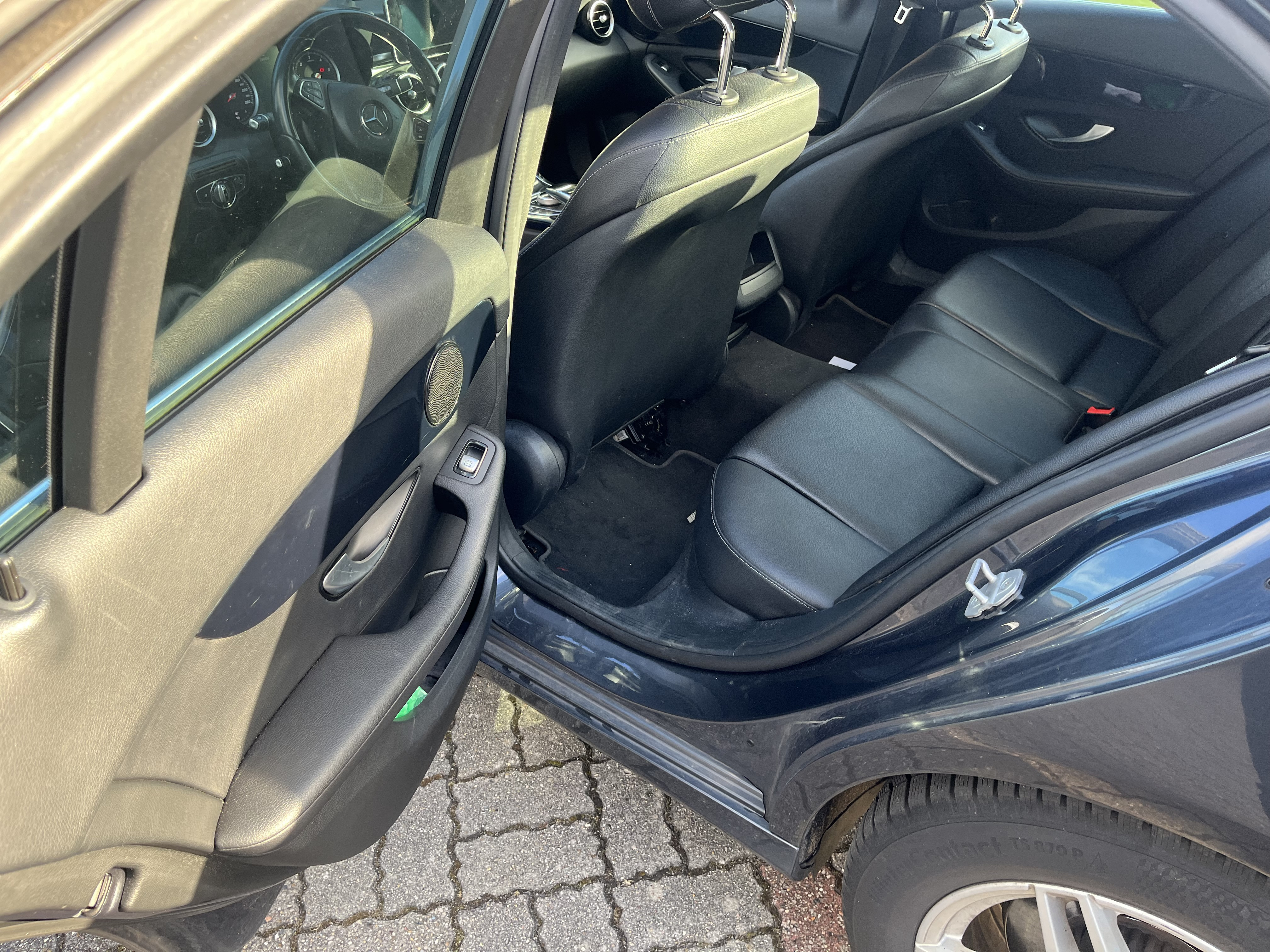 Grå Mercedes C-Klasse fra 2014