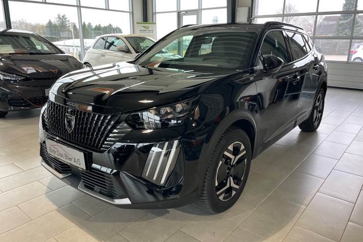 Sort Peugeot e-2008 fra 2025