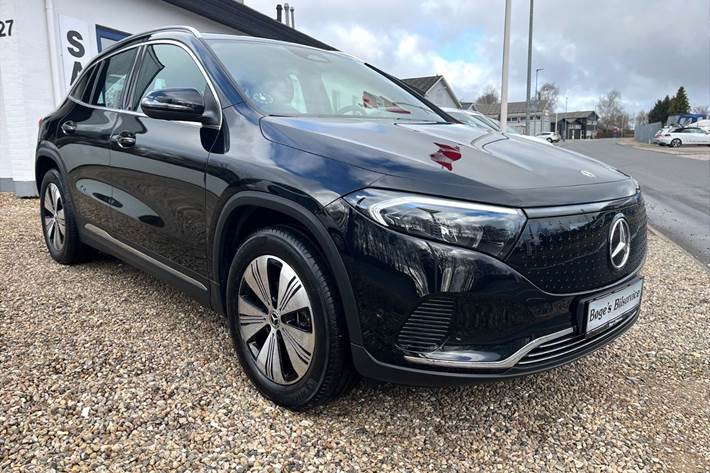 Sort Mercedes EQA 250 fra 2024