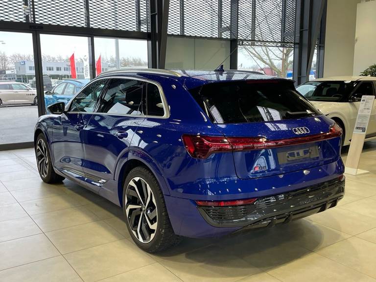 Audi Q8 e-tron 55 S-line quattro