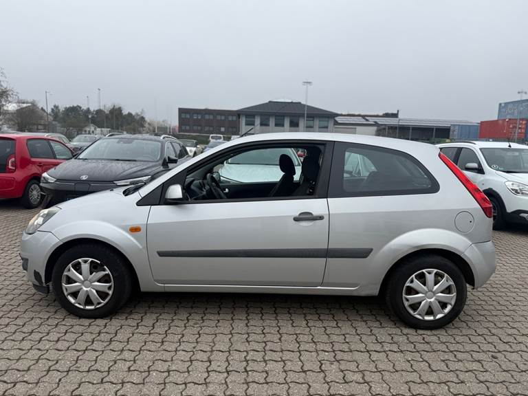 Ford Fiesta 1,4 Ghia aut.