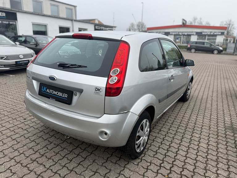 Ford Fiesta 1,4 Ghia aut.