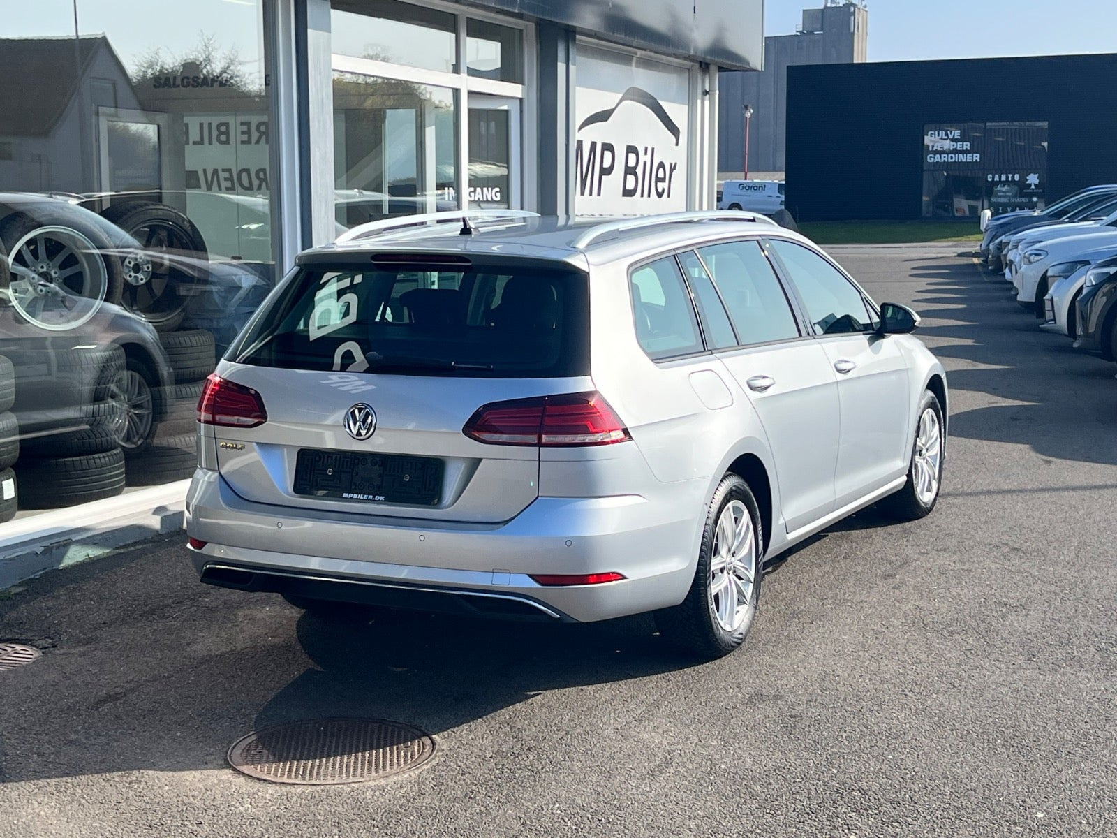 Sølv VW Golf VII fra 2020