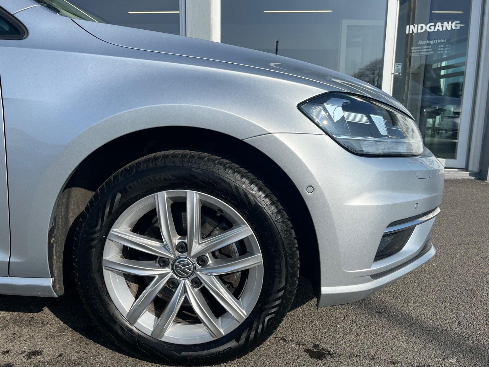 Sølv VW Golf VII fra 2020