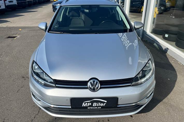 Sølv VW Golf VII fra 2020