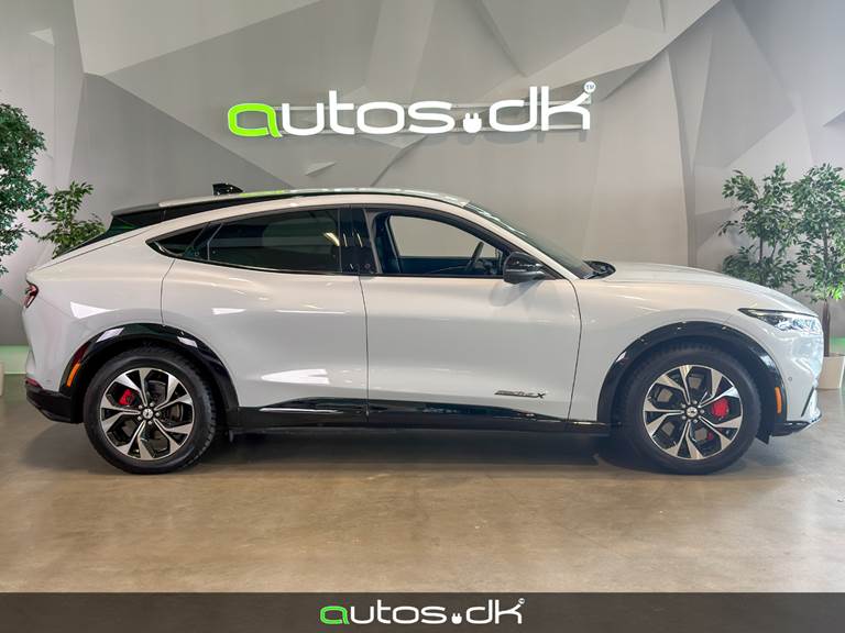 Ford Mustang Mach-E 88 Premium Extended Range