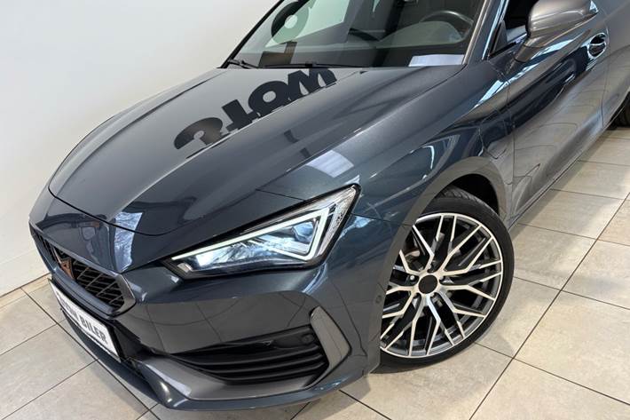 Grå Cupra Leon fra 2021