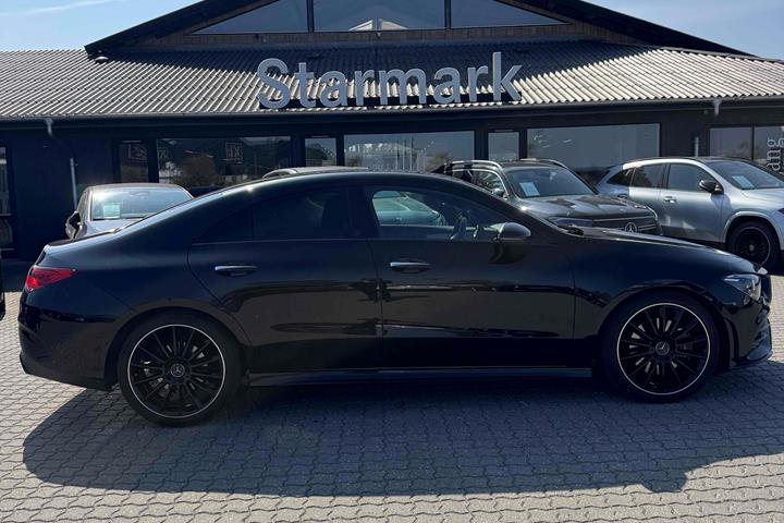 Sort Mercedes CLA220 fra 2020