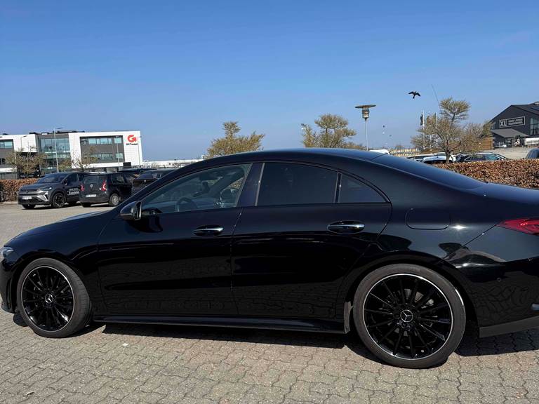Mercedes CLA220 2,0