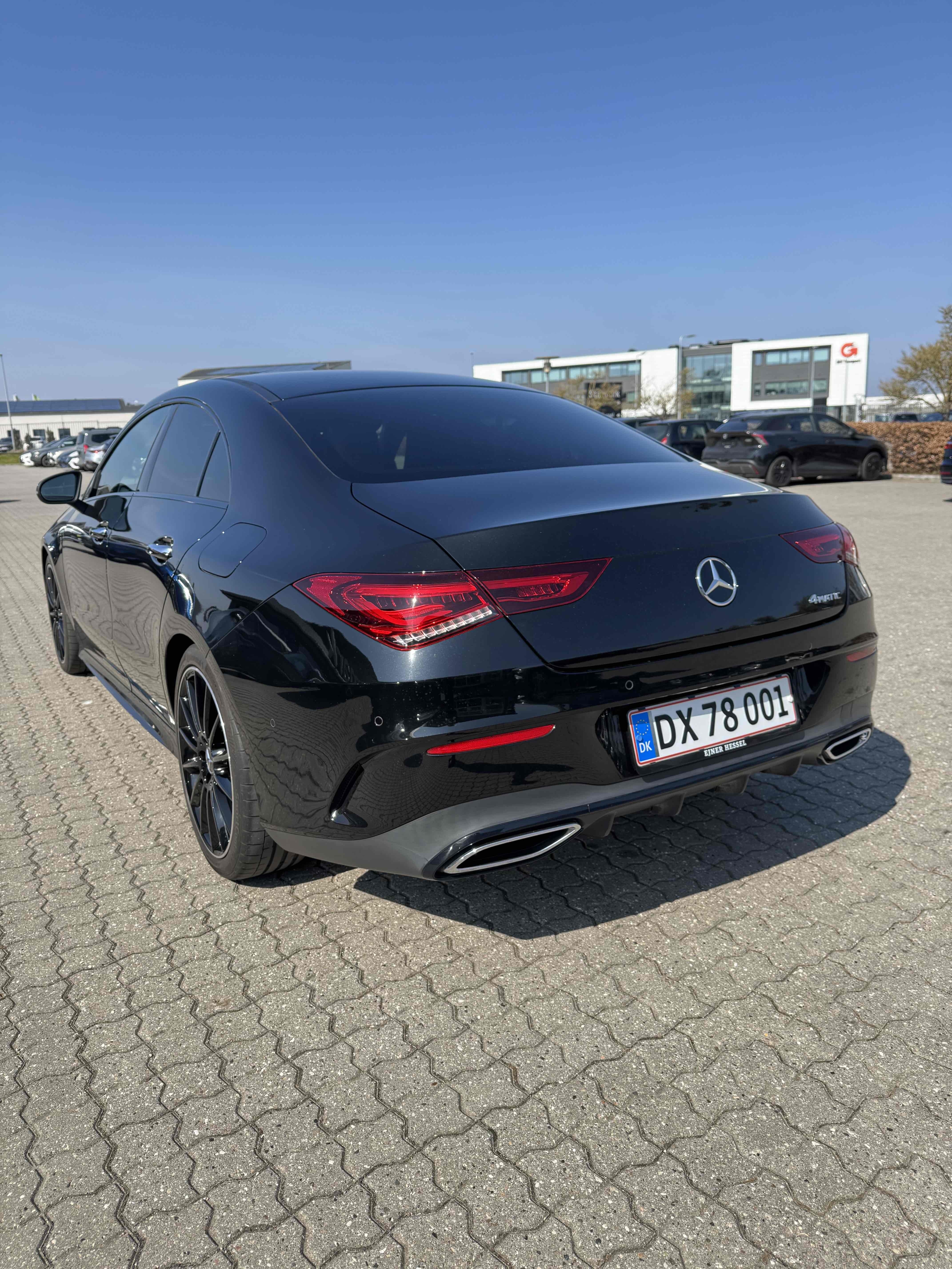Sort Mercedes CLA220 fra 2020