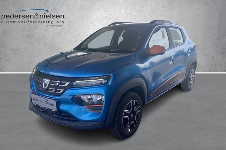 Blå Dacia Spring fra 2022 set udefra