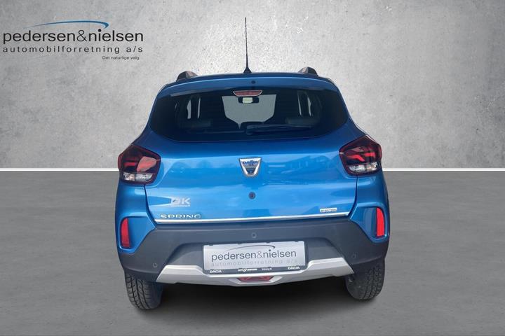 Blå Dacia Spring fra 2022