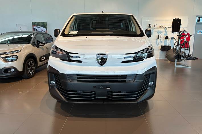 Hvid Peugeot Expert fra 2026