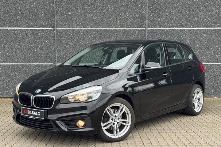 Sort BMW 220d fra 2017
