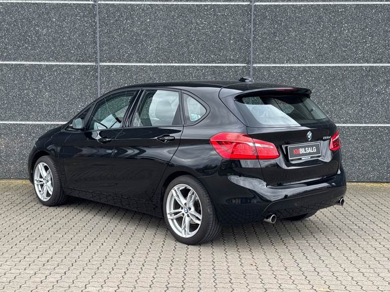BMW 220d 2,0 Active Tourer Advantage aut.