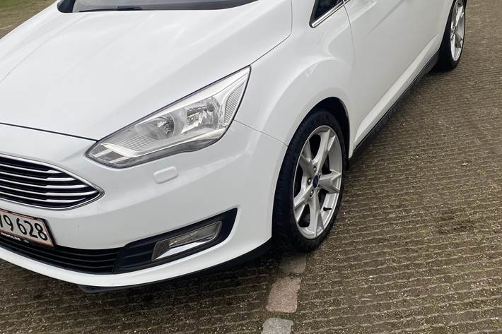 Hvid Ford C-MAX fra 2018