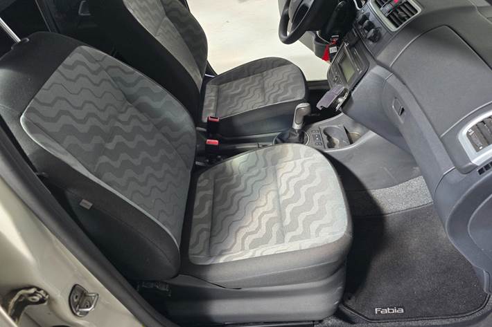 Hvid Skoda Fabia fra 2009