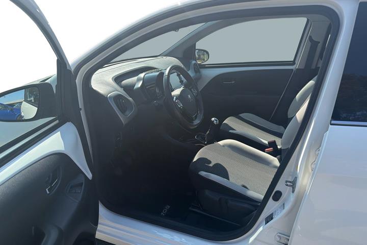 Hvid Peugeot 108 fra 2016