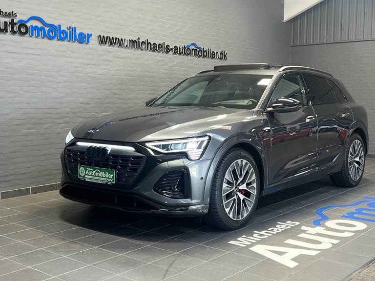 Audi Q8 e-tron 55 S-line quattro