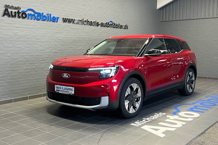 Rød Ford Explorer fra 2025